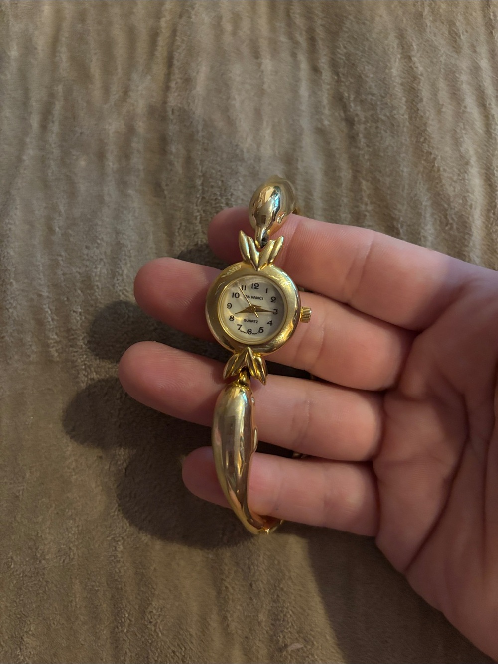 Da Vanci Gold-Tone Women's Bracelet Watch - Classic Elegance